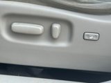 Used 2012 Toyota Highlander FWD w/ Tech Pkg image 4