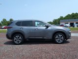 Used 2023 Nissan Rogue SV image 3