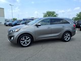 Used 2017 Kia Sorento SX image 3