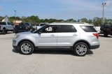 Used 2017 Ford Explorer XLT w/ Equipment Group 202A image 5