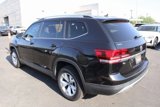 Used 2019 Volkswagen Atlas SE image 2