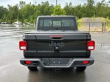 Used 2022 Jeep Gladiator Sport image 5
