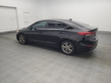 Used 2017 Hyundai Elantra SE image 3