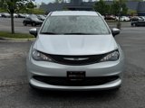 Used 2023 Chrysler Voyager LX image 3