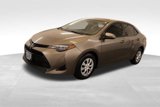 Used 2017 Toyota Corolla LE image 4
