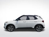 New 2025 Hyundai Venue Limited image 3