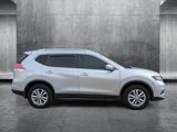 Used 2015 Nissan Rogue SV image 4