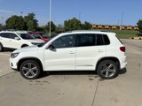 Used 2017 Volkswagen Tiguan Sport image 3