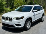 Used 2019 Jeep Cherokee Latitude w/ Popular Appearance Group image 3