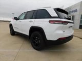New 2025 Jeep Grand Cherokee Altitude image 3