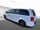Used 2017 Dodge Grand Caravan SXT w/ Driver Convenience Group image 4