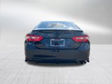 Used 2018 Toyota Camry SE image 6