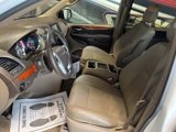 Used 2015 Chrysler Town & Country Touring image 5