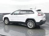 Used 2020 Jeep Cherokee Latitude w/ Cold Weather Group image 3