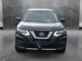 Used 2017 Nissan Rogue S image 2