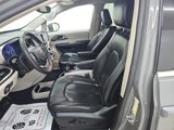 Used 2022 Chrysler Pacifica Touring-L image 2