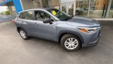 Used 2022 Toyota Corolla Cross L image 2