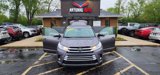 Used 2017 Toyota Highlander XLE image 3