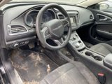 Used 2015 Chrysler 200 Limited image 5