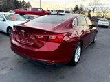 Used 2017 Chevrolet Malibu LT image 3