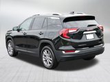 Used 2024 GMC Terrain SLT image 5