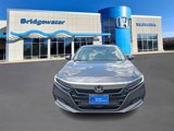 Used 2018 Honda Accord Touring image 2