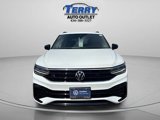 Certified 2022 Volkswagen Tiguan SE R-Line image 4