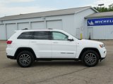 Used 2020 Jeep Grand Cherokee Laredo w/ Quick Order Package 2BN North image 2