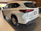 Used 2023 Toyota Highlander L image 4