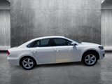 Used 2013 Volkswagen Passat 2.5 SE image 4