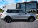 Used 2022 Volkswagen Tiguan SE w/ Panoramic Sunroof Package image 2
