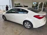 Used 2016 Kia Forte LX image 2