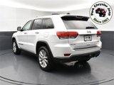 Used 2017 Jeep Grand Cherokee Limited w/ Trailer Tow Group IV image 4