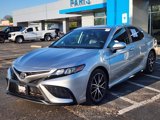 Used 2021 Toyota Camry SE w/ Carpet Mat Package (TMS) image 3