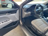 Used 2020 Hyundai Elantra SE image 4