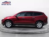 Used 2010 Chevrolet Traverse LT image 2