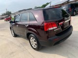 Used 2012 Kia Sorento LX image 3