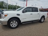 Used 2017 Nissan Titan SV image 3