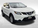 Used 2018 Nissan Rogue Sport S image 3