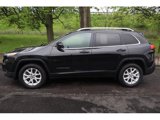 Used 2016 Jeep Cherokee Latitude image 4