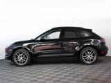 Used 2025 Porsche Macan image 2