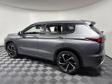 Used 2022 Mitsubishi Outlander SEL image 4