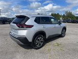Used 2023 Nissan Rogue SV image 5