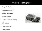 Used 2018 Toyota Highlander SE image 2