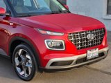 Certified 2024 Hyundai Venue Limited image 3
