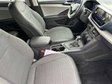 Certified 2022 Volkswagen Taos SE image 4