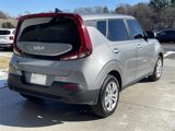 Used 2022 Kia Soul LX image 5