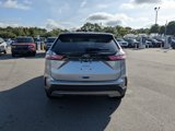 Used 2024 Ford Edge SEL image 5