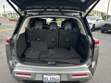 Used 2022 Nissan Pathfinder Platinum w/ Cargo Package image 6