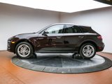 Certified 2024 Porsche Macan image 2